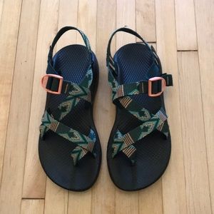 Chacos women’s Z cloud 2 size 9